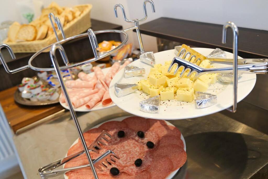 Budget Dbl Studio Free Breakfast 류블랴나 외부 사진